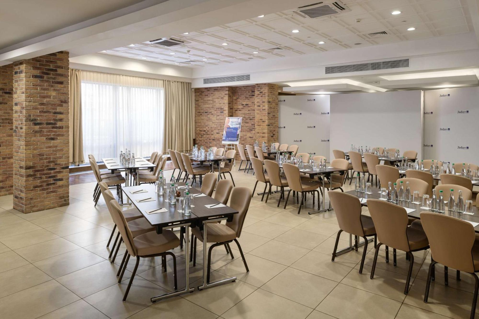 Radisson Blu Hotel, Kyiv Podil City Centre Eksteriør billede