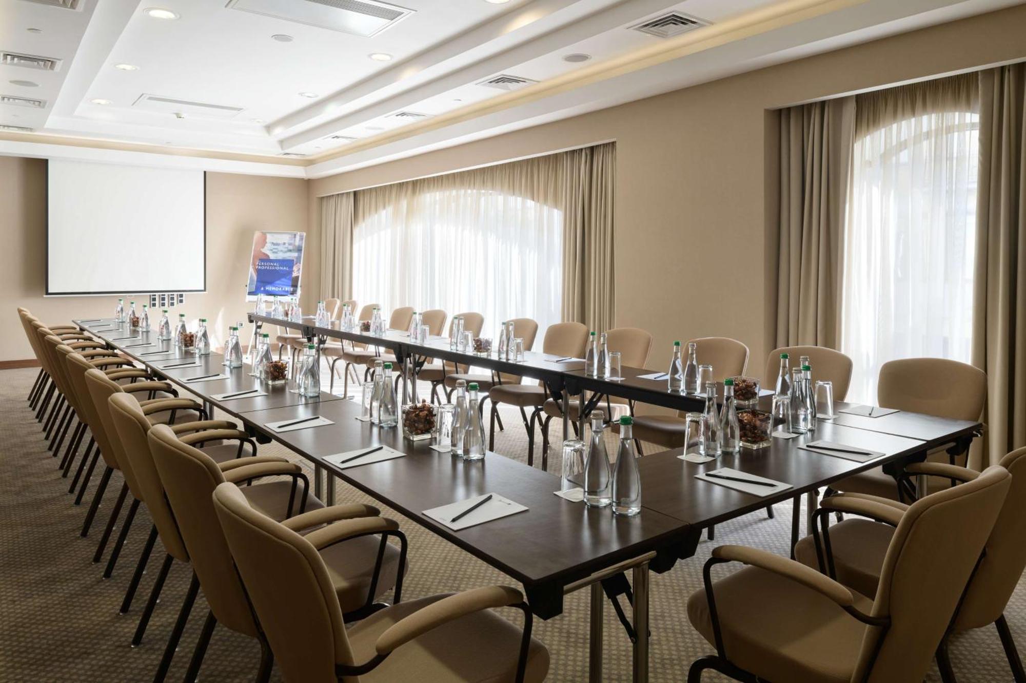 Radisson Blu Hotel, Kyiv Podil City Centre Eksteriør billede