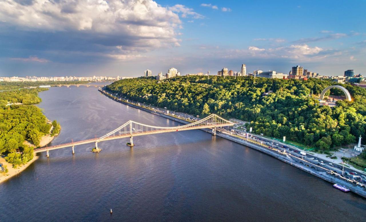 Radisson Blu Hotel, Kyiv Podil City Centre Eksteriør billede